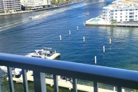 Condominio en venta en Hallandale Beach, Florida, 1 dormitorio, 74.14 m2 № 2186682 - foto 4