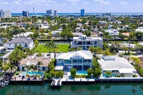 Villa ou maison à vendre à Fort Lauderdale, Floride: 5 chambres, 340.39 m2 № 2147035 - photo 2