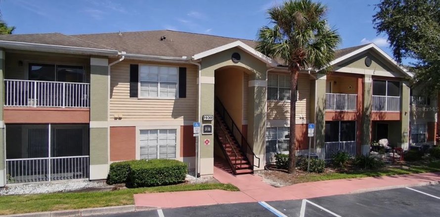 Condo in Oviedo, Florida, 1 bedroom № 2402750