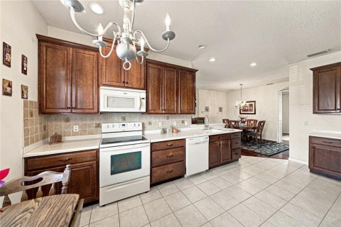 Villa ou maison à vendre à Winter Haven, Floride: 3 chambres, 138.89 m2 № 2389174 - photo 15
