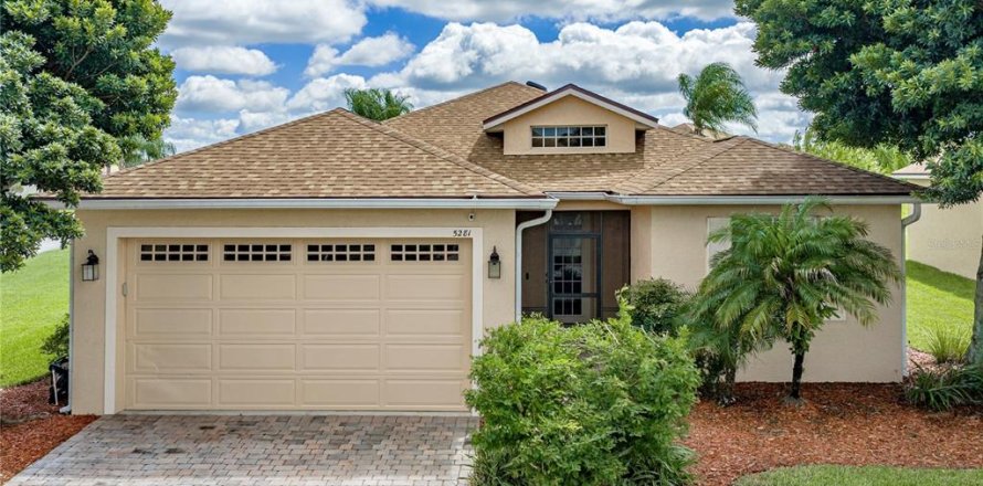 Villa ou maison à Winter Haven, Floride 3 chambres, 138.89 m2 № 2389174