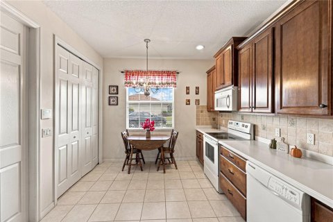 Villa ou maison à vendre à Winter Haven, Floride: 3 chambres, 138.89 m2 № 2389174 - photo 16