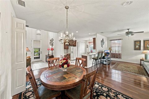 Villa ou maison à vendre à Winter Haven, Floride: 3 chambres, 138.89 m2 № 2389174 - photo 10