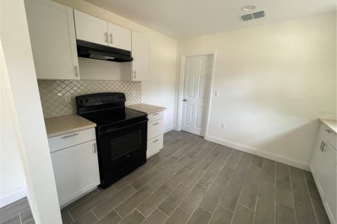 Propiedad comercial en venta en Clearwater, Florida, 4 dormitorios, 135.27 m2 № 1757603 - foto 13