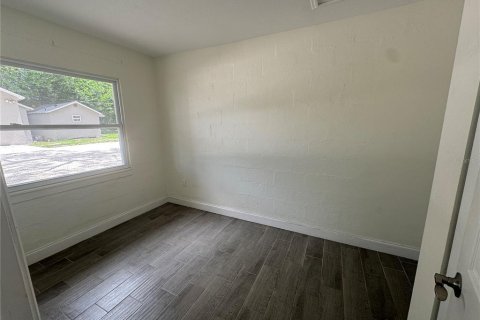 Propiedad comercial en venta en Clearwater, Florida, 4 dormitorios, 135.27 m2 № 1757603 - foto 11