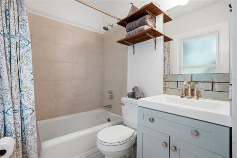 Купить виллу или дом в Сент-Питерсберг, Флорида 5 комнат, 71.35м2, № 2095312 - фото 6