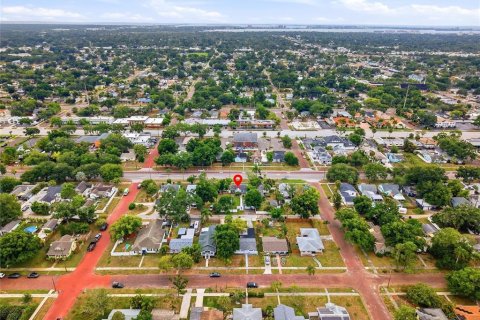 Купить виллу или дом в Сент-Питерсберг, Флорида 5 комнат, 71.35м2, № 2095312 - фото 29