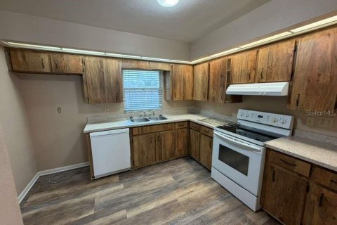Appartement à louer à Winter Haven, Floride: 2 chambres, 93.24 m2 № 2109298 - photo 6