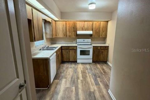 Appartement à louer à Winter Haven, Floride: 2 chambres, 93.24 m2 № 2109298 - photo 5