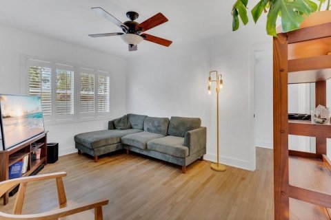 Casa en venta en Orlando, Florida, 3 dormitorios, 93.65 m2 № 1853892 - foto 11