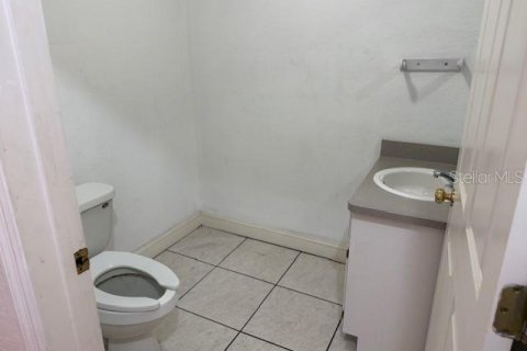 Снять в аренду коммерческую недвижимость в Малберри, Флорида 78.04м2, № 2105827 - фото 12