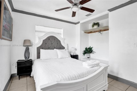 House in North Lauderdale, Florida 3 bedrooms, 109.44 sq.m. № 2086597 - photo 18