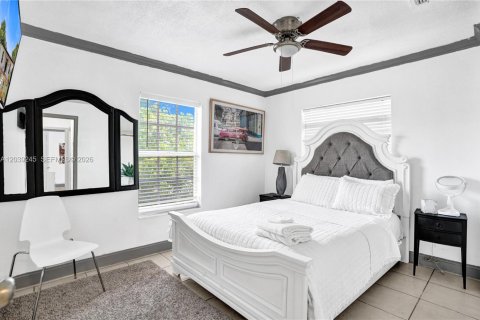 House in North Lauderdale, Florida 3 bedrooms, 109.44 sq.m. № 2086597 - photo 17