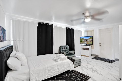 House in North Lauderdale, Florida 3 bedrooms, 109.44 sq.m. № 2086597 - photo 29