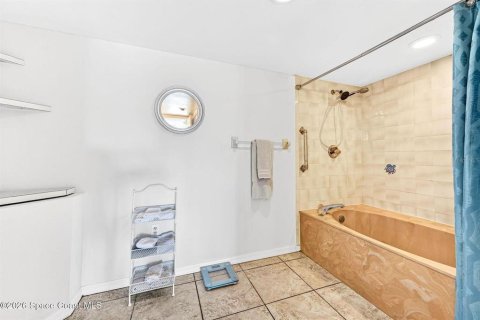 Купить кондоминиум в Коко-Бич, Флорида 4 комнаты, 121.52м2, № 2108304 - фото 15