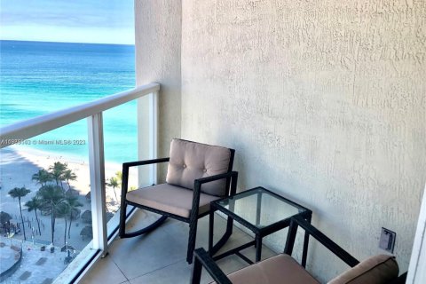 Copropriété à louer à Sunny Isles Beach, Floride: 1 chambre, 92.9 m2 № 1874540 - photo 16