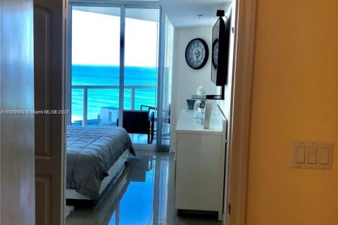 Copropriété à louer à Sunny Isles Beach, Floride: 1 chambre, 92.9 m2 № 1874540 - photo 25