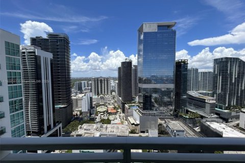 Condo in Miami, Florida, 1 bedroom  № 1888927 - photo 5