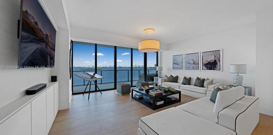 Condominio en Miami, Florida, 3 dormitorios  № 1836640