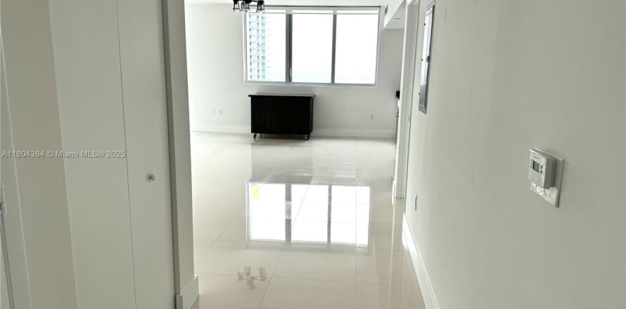 Condo à Miami, Floride, 2 chambres № 1700915