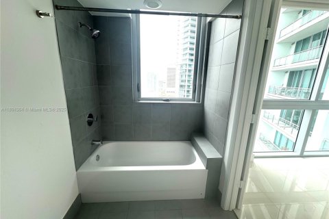 Copropriété à vendre à Miami, Floride: 2 chambres, 124.49 m2 № 1700915 - photo 19