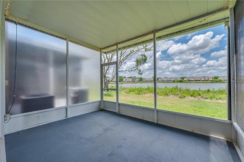 Touwnhouse à vendre à Riverview, Floride: 3 chambres, 152.73 m2 № 2120306 - photo 13