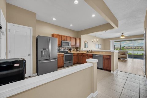 Touwnhouse à vendre à Riverview, Floride: 3 chambres, 152.73 m2 № 2120306 - photo 7