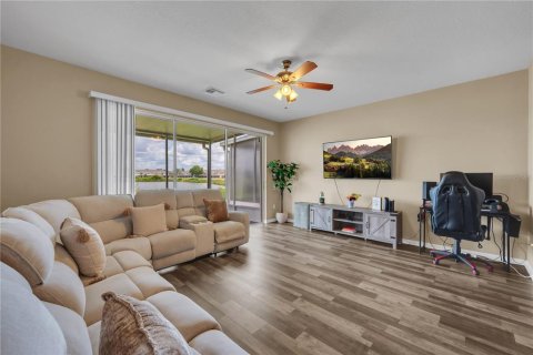 Touwnhouse à vendre à Riverview, Floride: 3 chambres, 152.73 m2 № 2120306 - photo 11