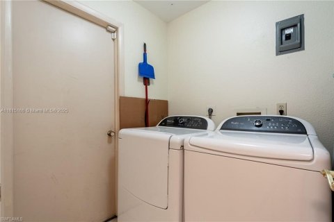 Villa ou maison à vendre à LaBelle, Floride: 3 chambres № 1766767 - photo 29