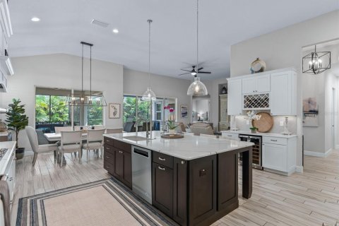 Casa en venta en Lady Lake, Florida, 4 dormitorios, 242.94 m2 № 2381213 - foto 19