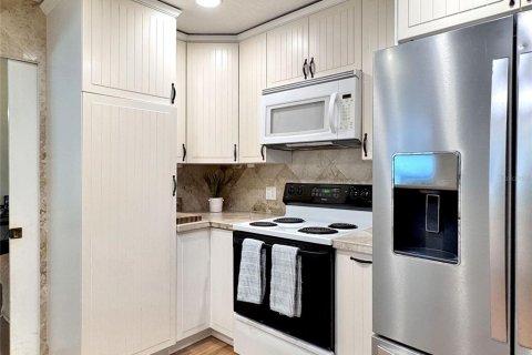 Casa en alquiler en Lakeland, Florida, 3 dormitorios, 228.26 m2 № 1918130 - foto 12