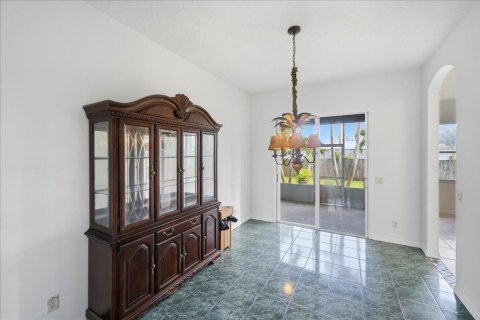 House in Port St. Lucie, Florida 3 bedrooms, 198.07 sq.m. № 2433027 - photo 19
