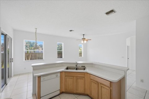 House in Port St. Lucie, Florida 3 bedrooms, 198.07 sq.m. № 2433027 - photo 26