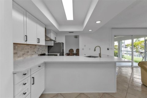 House in Punta Gorda, Florida 3 bedrooms, 181.9 sq.m. № 1827022 - photo 23