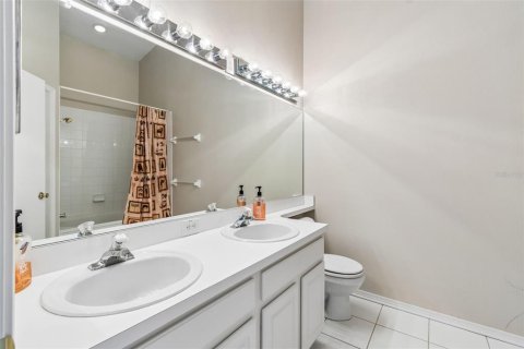 Townhouse in Wesley Chapel, Florida 2 bedrooms, 110 sq.m. № 2197427 - photo 24