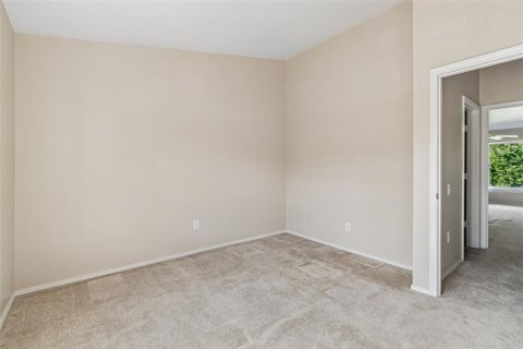 Townhouse in Wesley Chapel, Florida 2 bedrooms, 110 sq.m. № 2197427 - photo 21