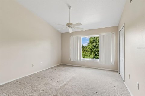 Townhouse in Wesley Chapel, Florida 2 bedrooms, 110 sq.m. № 2197427 - photo 26