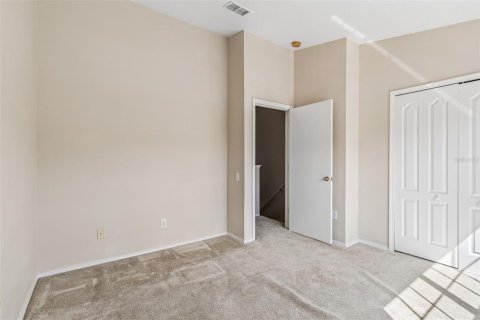 Townhouse in Wesley Chapel, Florida 2 bedrooms, 110 sq.m. № 2197427 - photo 22