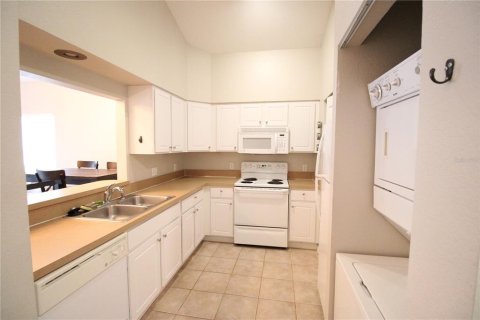 Copropriété à louer à Gainesville, Floride: 2 chambres, 103.21 m2 № 2425756 - photo 4