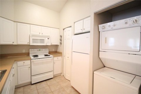 Copropriété à louer à Gainesville, Floride: 2 chambres, 103.21 m2 № 2425756 - photo 5