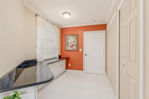 Appartement à louer à Port St. Lucie, Floride: 2 chambres, 155.05 m2 № 2338736 - photo 11