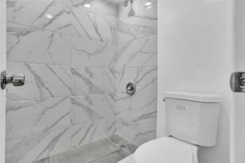 Apartamento en alquiler en Lauderhill, Florida, 1 dormitorio, 62.71 m2 № 2020272 - foto 12