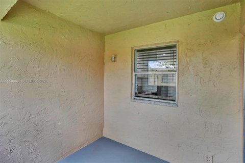 Apartamento en alquiler en Lauderhill, Florida, 1 dormitorio, 62.71 m2 № 2020272 - foto 19