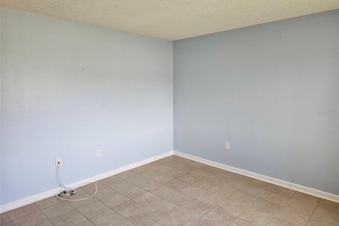 Casa en alquiler en Bradenton, Florida, 2 dormitorios, 94.2 m2 № 1879894 - foto 16