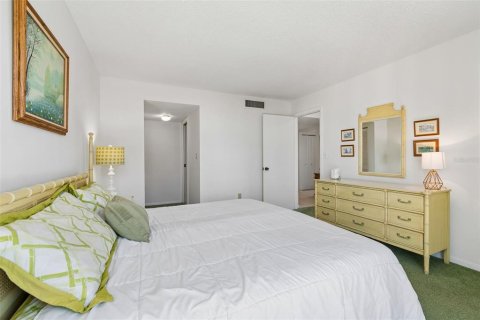 Copropriété à vendre à Clearwater, Floride: 2 chambres, 143.07 m2 № 2126236 - photo 26