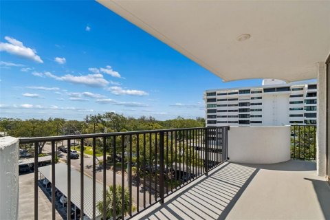 Copropriété à vendre à Clearwater, Floride: 2 chambres, 143.07 m2 № 2126236 - photo 16
