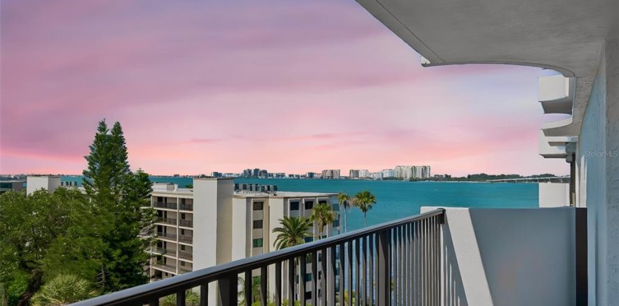 Condo à Clearwater, Floride, 2 chambres № 2126236
