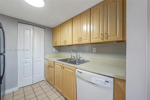 Adosado en venta en Davie, Florida, 3 dormitorios, 133.78 m2 № 2052432 - foto 10