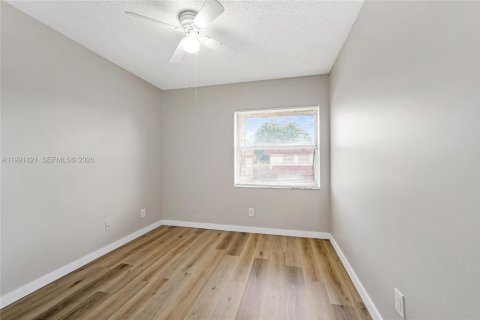 Adosado en venta en Davie, Florida, 3 dormitorios, 133.78 m2 № 2052432 - foto 17