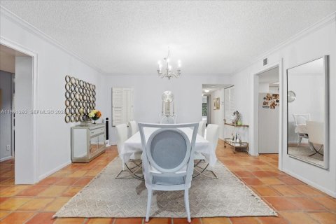 Condo in Plantation, Florida, 4 bedrooms  № 2024613 - photo 12